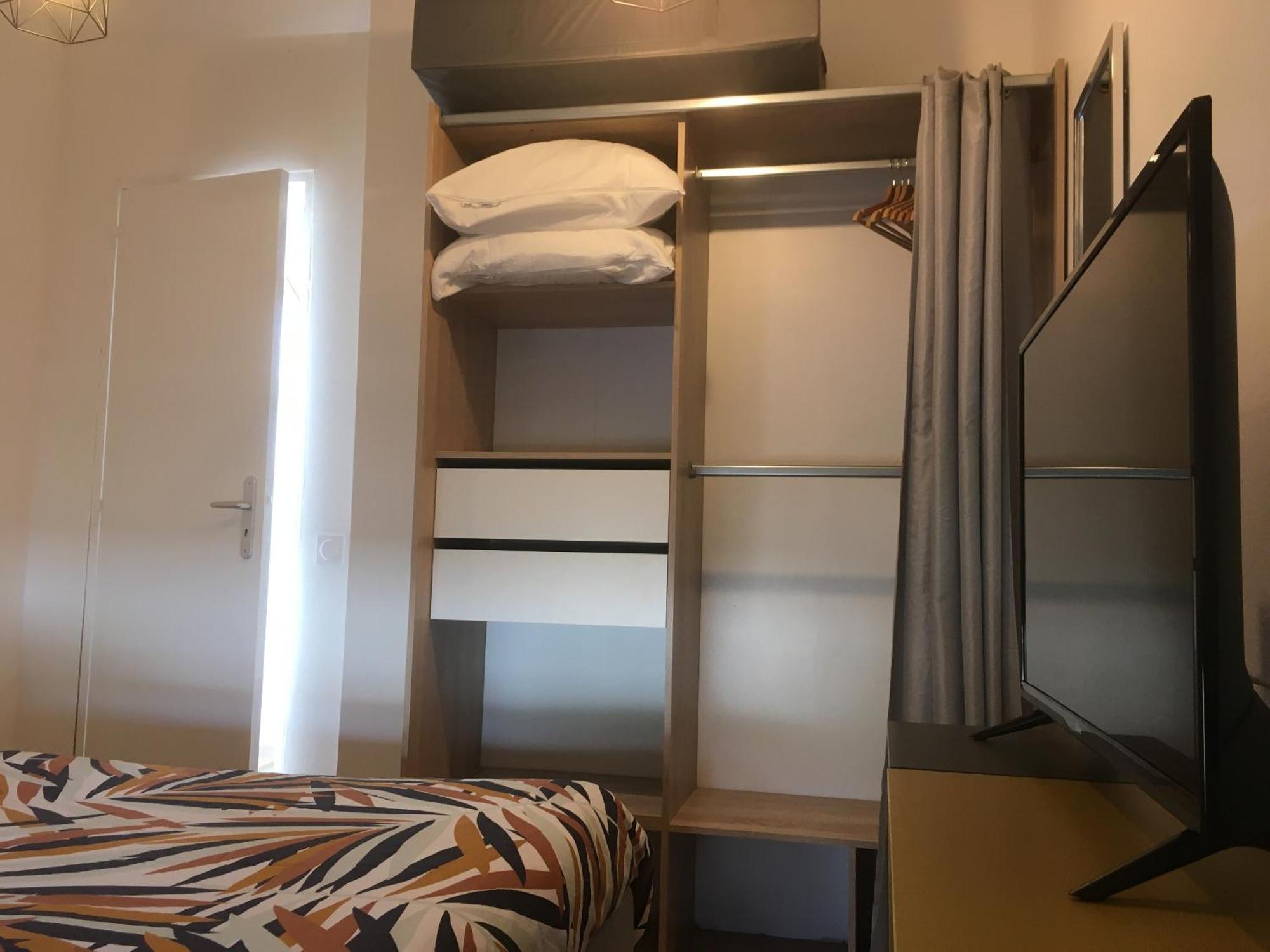 Les Spas De La Chartreuse Tarbes Room photo